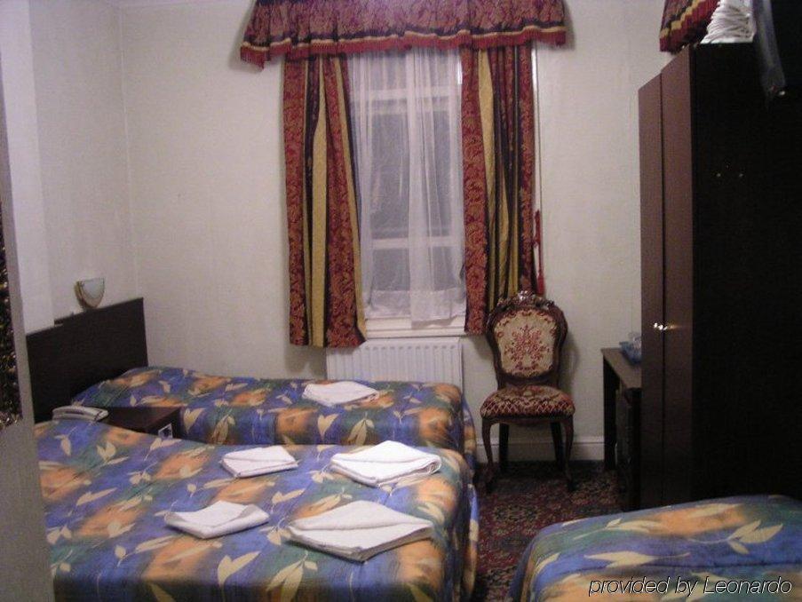 Townhouse Apollo, Hyde Park Отель Лондон