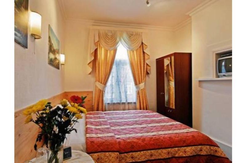 Отель Townhouse Apollo, Hyde Park